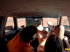 Blondýna, České, Dávení penisem, Hardcore, Nahota, Pička, Vyholené, Punčochy