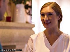 Gros seins, Sucer une bite, Branlette thaïlandaise, Léchez, Massage, Huilée, Rousse roux, Nénés