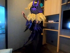 Kinky guy has fun with frolic t-girl