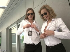 Anal, Rumpa, Blondin, Creampie, Sperma shot, Trekant, Uniform