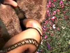 Kotě, Velké péro, Blondýna, Nohy, Fetiš, Sólo, Teenka, Hračky