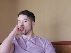 Nyilvános, Egyedül