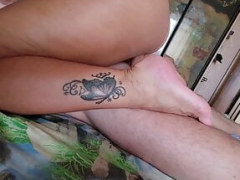 Stepson cums across his hot chunky stepmom's feet