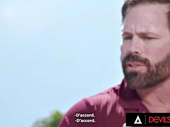 Gros seins, Sucer une bite, Tir de sperme, Hard, Masturbation, Réalité, Tatouage, Vibromasseur