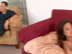 Sucer une bite, Brunette brune, Tromperie, Faciale, Adolescente