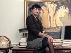 Bruinharig, Nederlands, Harig, Ondergoed, Masturbatie, Tepels, Kousen, Tatoeage