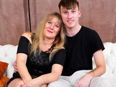 Grosser arsch, Grosser schwanz, Grosse titten, Blondine, Blasen, Milf