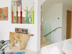 Μωρό, Μεγάλος πούτσος, Μεγάλα βυζιά, Πίπα, Σε στάση σκύλου στα τέσσερα, Τακούνια, Διαφυλετικό, Βυζιά