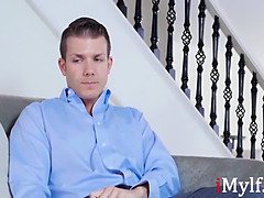 Tetas grandes, Mamada, Madura, Penetracion con dedos, Madres para coger, Mamá, Madrastra, Tetas