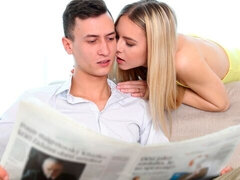 Grosse bite, Blonde, Sucer une bite, En levrette, Léchez, Seins naturels, Petite femme, Chatte