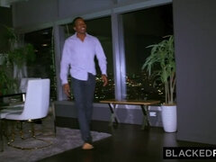 Cumizás, Gesztenyebarna, Kutya póz, Felpeckelve, Csoportos kefélés, Csoport, Vékony, Tetkó