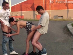 Amatör, Avsugning, Brunett, Gangbang, Hd, Orgie, Verklighet, Trekant