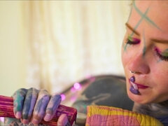 Anal, Blonde, Doigter, Béant, Petite femme, Tatouage, Nénés, Jouets