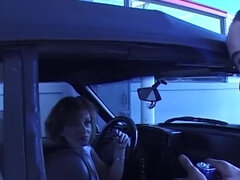 Amatööri, Iso kulli, Suihinotto, Naamallinen, Ulkona, Julkinen, Punapää, Rajua