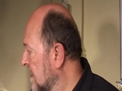 Kuřba, Brunetka, Dávení penisem, Doktor, Líbání, Přírodní prsa, Teenka