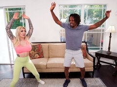 Bundão, Pauzão, Peitos grandes, Boquete, Transar de quatro, Interracial, Mãe gostosa, Tetas