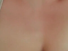 Amatør, Røv, Store smukke kvinder, Europærer, Mor jeg gerne vil kneppe, Naturlige bryster, Brystvorter, Solo