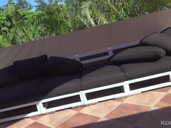 Amatör, Blondin, Bystig, Långt ner i halsen, Hårig, Handjobb, Hd, Pov