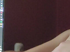 Okrogla, Dekle drka tiča, Domaci pornič, Nohte, Solo