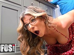 Hundestellung, Fingern, Handjob, Milf, Pov, Stiefmutter, Flotter dreier