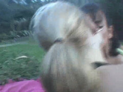 Amateur, Besar, Latina, Lesbiana, Al aire libre