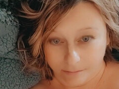 크고 아름다운 여자, 금발의, 나이든