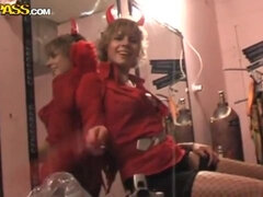 Rumpe, Blond, Kukk suging, Runke, Hjemmelaget, Milf, Strømper, Stripping