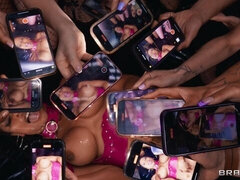 Stor stjärt, Stor kuk, Stora tuttar, Doggystyle, Ebenholts, Gangbang, Milf, Tuttar