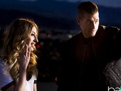 Grosser schwanz, Blasen, Hundestellung, Natürlichen titten, Rasiert, Dürr, Jungendliche (18+), Titten