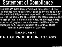 Anál, Velký zadek, Velké kozy, Kuřba, Stříkání spermatu, Dvojitá penetrace, Prstění, Zrzavé