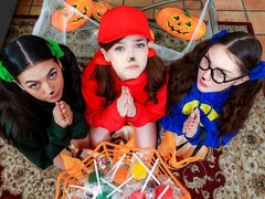 엉덩이, 큰 음경, 오랄섹스, 도기스타일, 자연의 가슴, 빼빼한, 청소년, 젖가슴