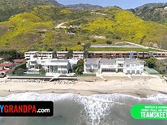 Bundão, Peitos grandes, Facial, Lambendo, Cavalgar, Tabu, Adolescente, Tetas