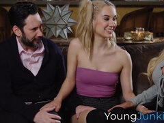 Mačiatko, Veľké kozy, Blondína, Péro, Honění, Výprask, Milf  mčbp, Pička