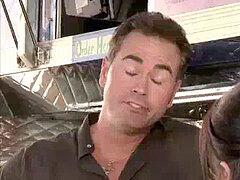 Blasen, Braunhaarige, Spermaladung, Aufs gesicht abspritzen, Rasiert