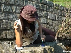 Tekintélyes didik, Csupasz, Szabadban, Szatén, Nedves