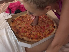 Kont, Blond, Pijpbeurt, Sperma in mond, Handbeurt, Hongaars, Natuurlijke tieten, Kousen