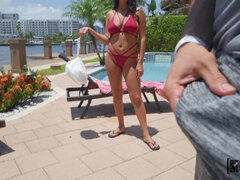 Amateur, Américain, Cul, Brunette brune, Bâillonner, Léchez, Piscine, Chatte