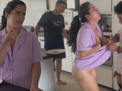 Amateur, Tromperie, Rondelette, Cocu, Femme au foyer, Cuisine, Fille latino, Épouse