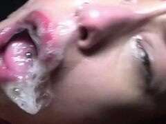 Avsugning, Brunett, Bukkake, Gangbang, Grupp, Milf, Orgie, Stockings