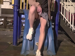 18 jaar, Enthousiasteling, Aziatisch, Ladyboy, Buiten, Alleen, Tiener