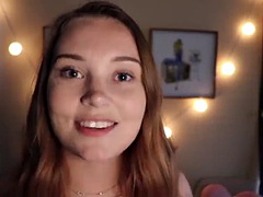 Enthousiasteling, Grote mammen, Bruinharig, Fetisj, Masseren, Rijpe lesbienne, Alleen, Tieten likken