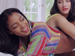 18, 指いじり, キス, レズビアン, 下着, 自然山雀, オマンコ, ティーン