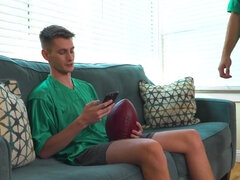 Минет, Брюнетки, Глубокая глотка, Фетиш, Геи, Порнозвезда, Сосущие, Молоденькие