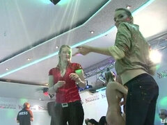 茶髪の, 衣服着たままセックス, ダンス, ハードコア, なめる, オージー, ポルノスター, スインガー