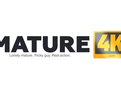 Attrapée, Femme couguar, Masturbation, Mature, Russe, Seins flasques, Belle mère, Jouets