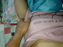 Indian bhabhi Pilu18 gets down and dirty with her tight pussy