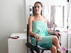 Amatorka, Styl na pieska, Hd, Latynoska, Naturalne cycki, Ostro, Hiszpański, Cycki