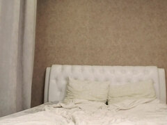 Alluring cutie shows up in arousing xxx scene