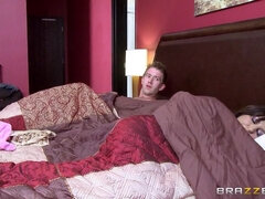 Veľké kozy, Brunetka, Creampie, Nohy, Latinskej, Realita, Nevlastná mama, Manželka