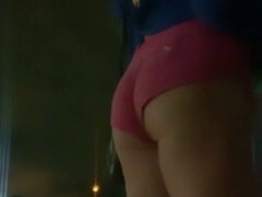 Carina, Pubblico, Donna con pene